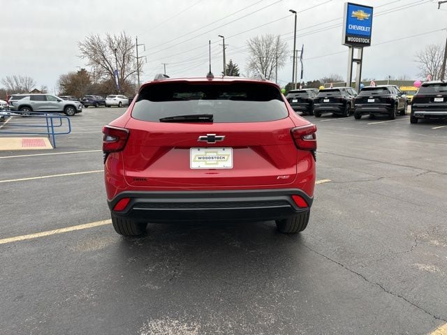 2026 Chevrolet Trax RS - Photo 4