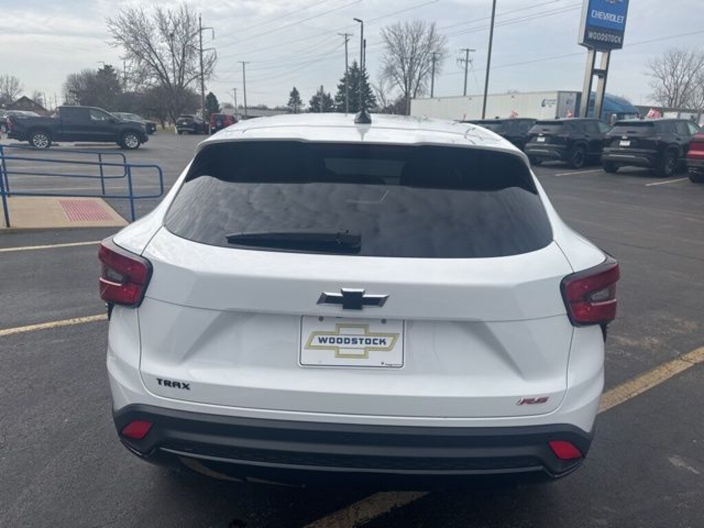 Used 2024 Chevrolet Trax 1RS SUV