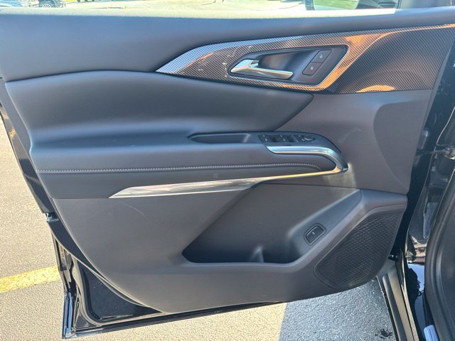 2027 Chevrolet Traverse Z71 - Photo 23
