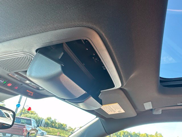 2027 Chevrolet Traverse Z71 - Photo 39
