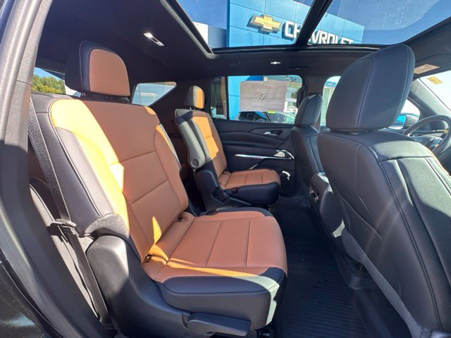 2027 Chevrolet Traverse Z71 - Photo 13