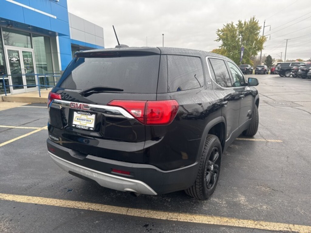 Used 2018 GMC Acadia SLE-1 SUV