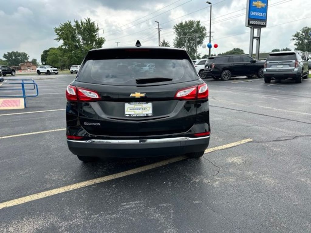 Used 2018 Chevrolet Equinox LS SUV