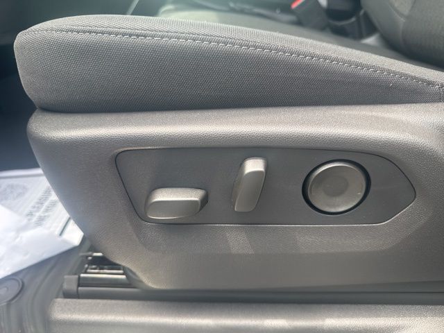 2026 Chevrolet Silverado 1500 LT - Photo 23
