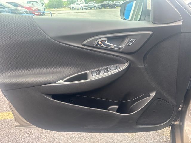 2025 Chevrolet Malibu 1LT - Photo 18