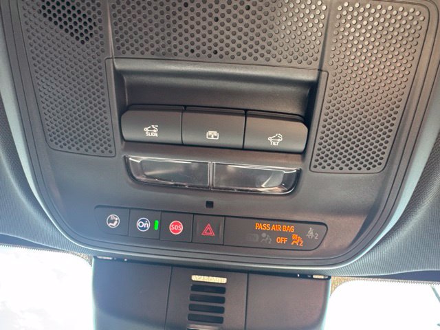 2027 Chevrolet Traverse Z71 - Photo 38