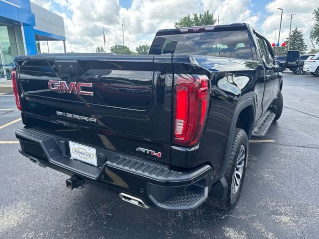 Used 2023 GMC Sierra 1500 AT4 Truck Crew Cab