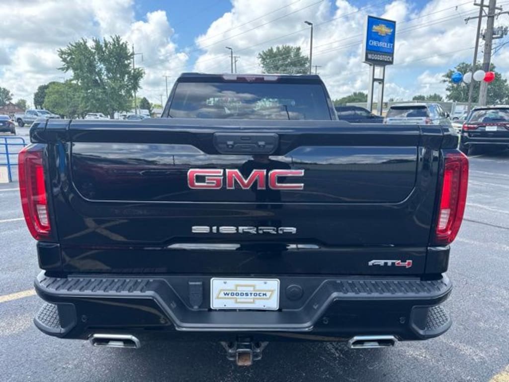 Used 2023 GMC Sierra 1500 AT4 Truck Crew Cab