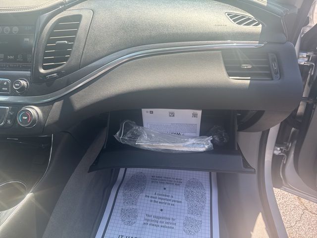 2018 Chevrolet Impala 1LS - Photo 12