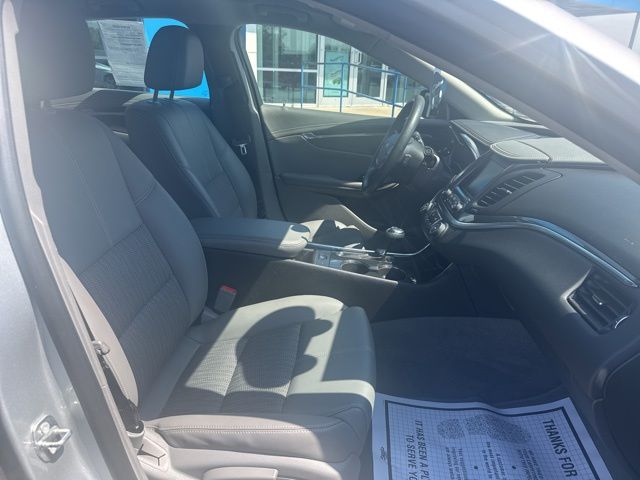 2018 Chevrolet Impala 1LS - Photo 11