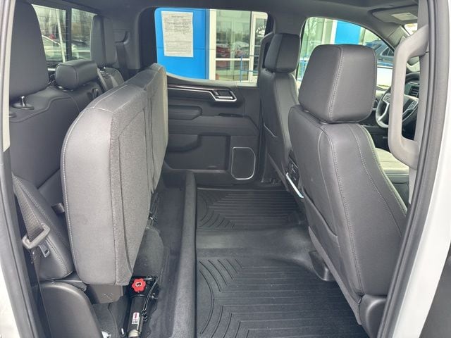 2025 Chevrolet Silverado 1500 LTZ - Photo 16