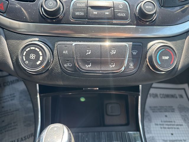 2018 Chevrolet Impala 1LS - Photo 29