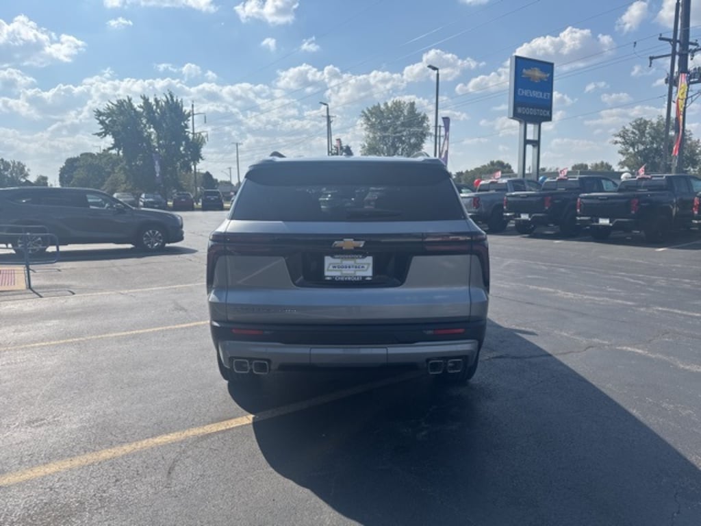 New 2026 Chevrolet Traverse LT SUV