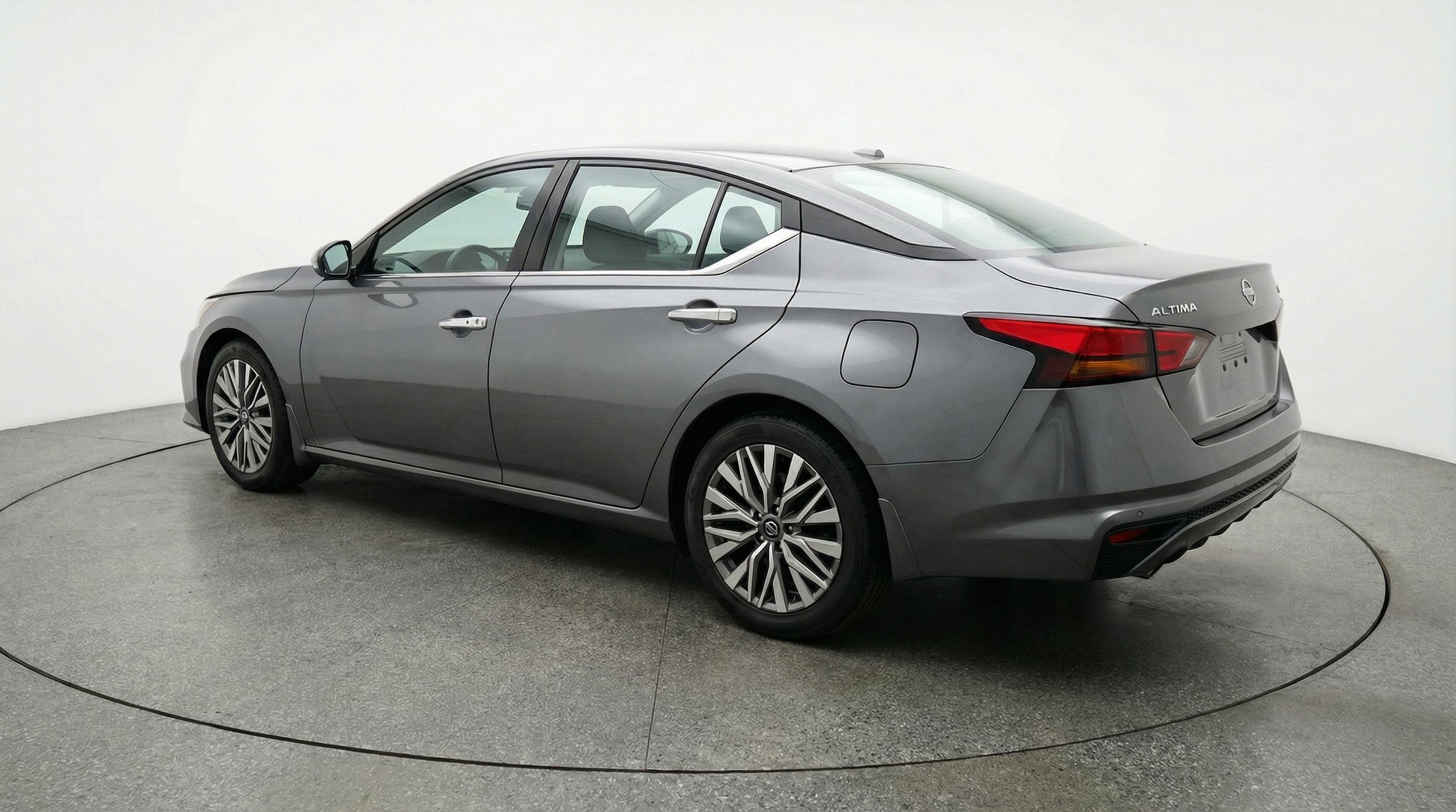 Thumbnail: 2025 Nissan Altima - 5