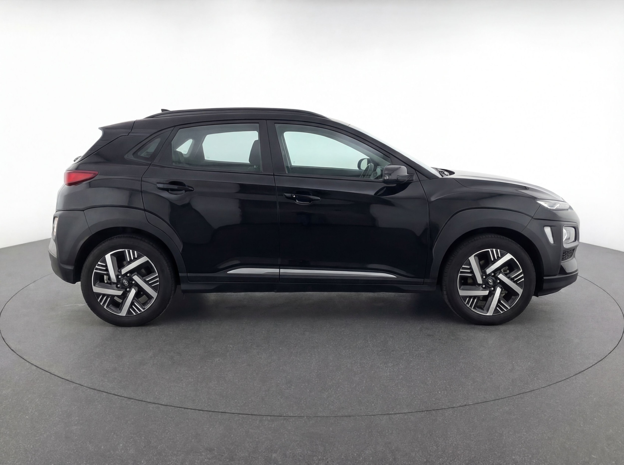 Thumbnail: 2025 Nissan Kicks - 8