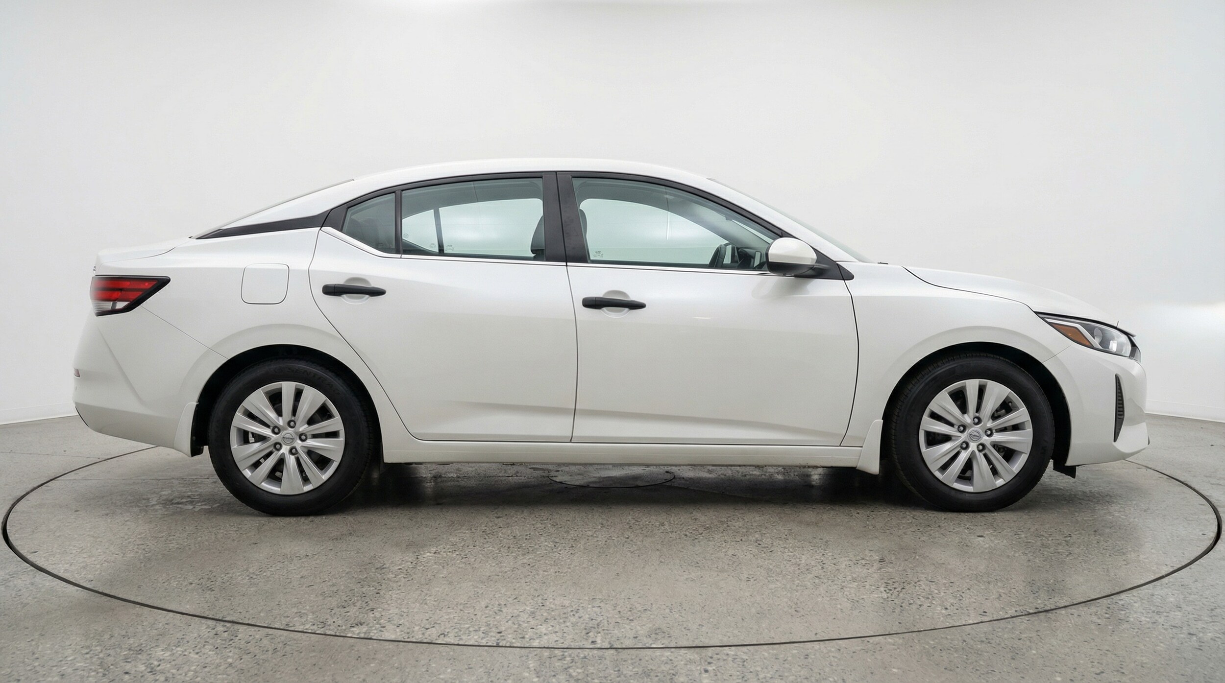 Thumbnail: 2025 Nissan Sentra - 8