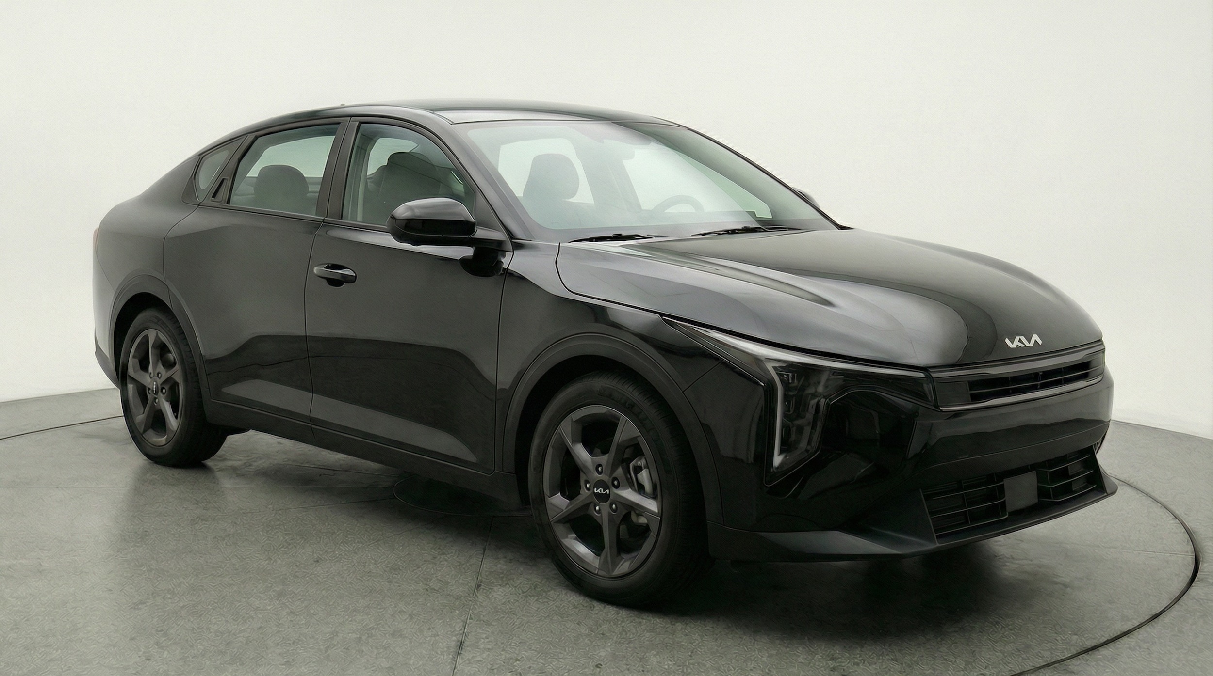 Thumbnail: 2025 Kia K4 - 1