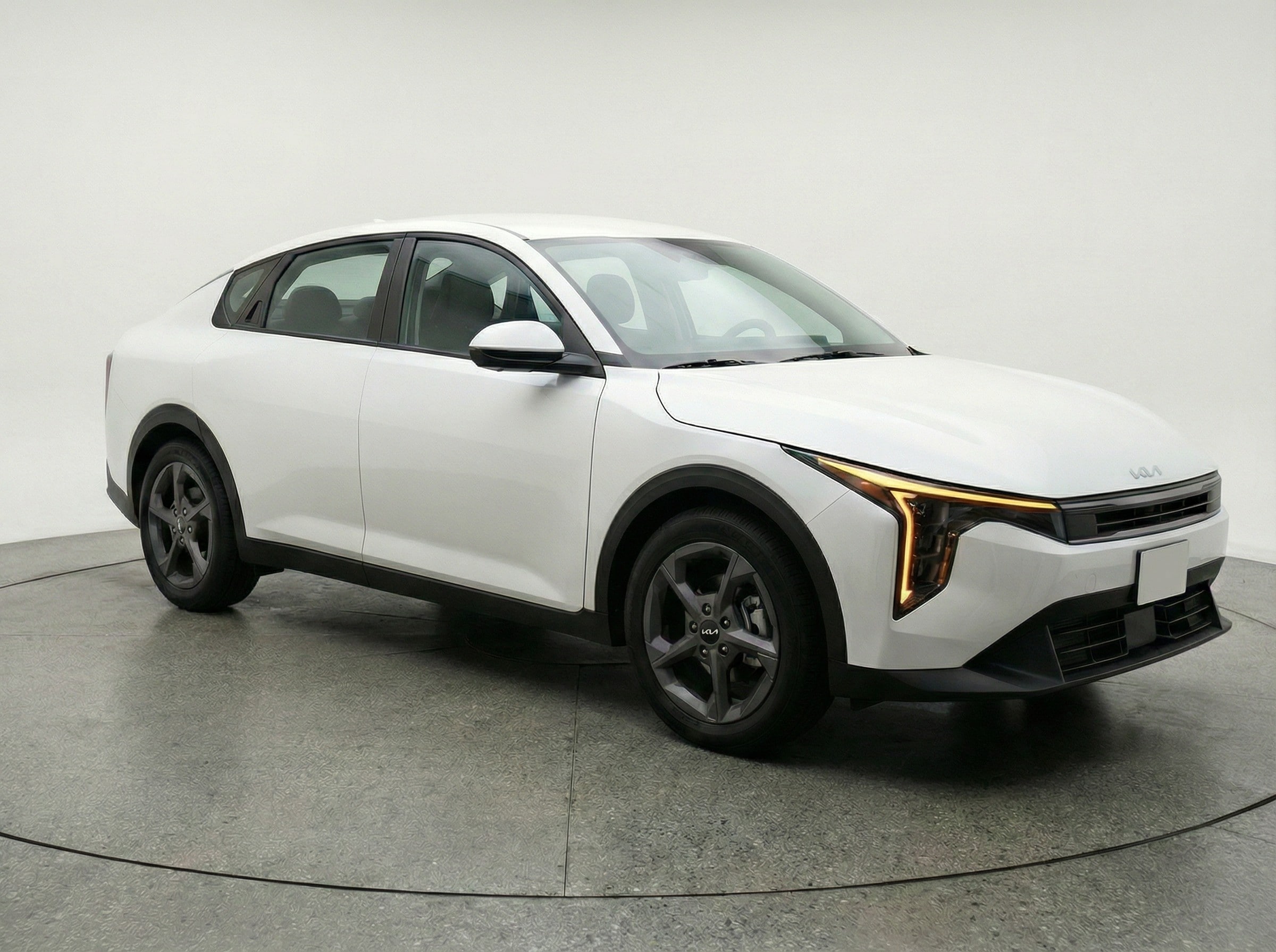 Thumbnail: 2025 Kia K4 - 1