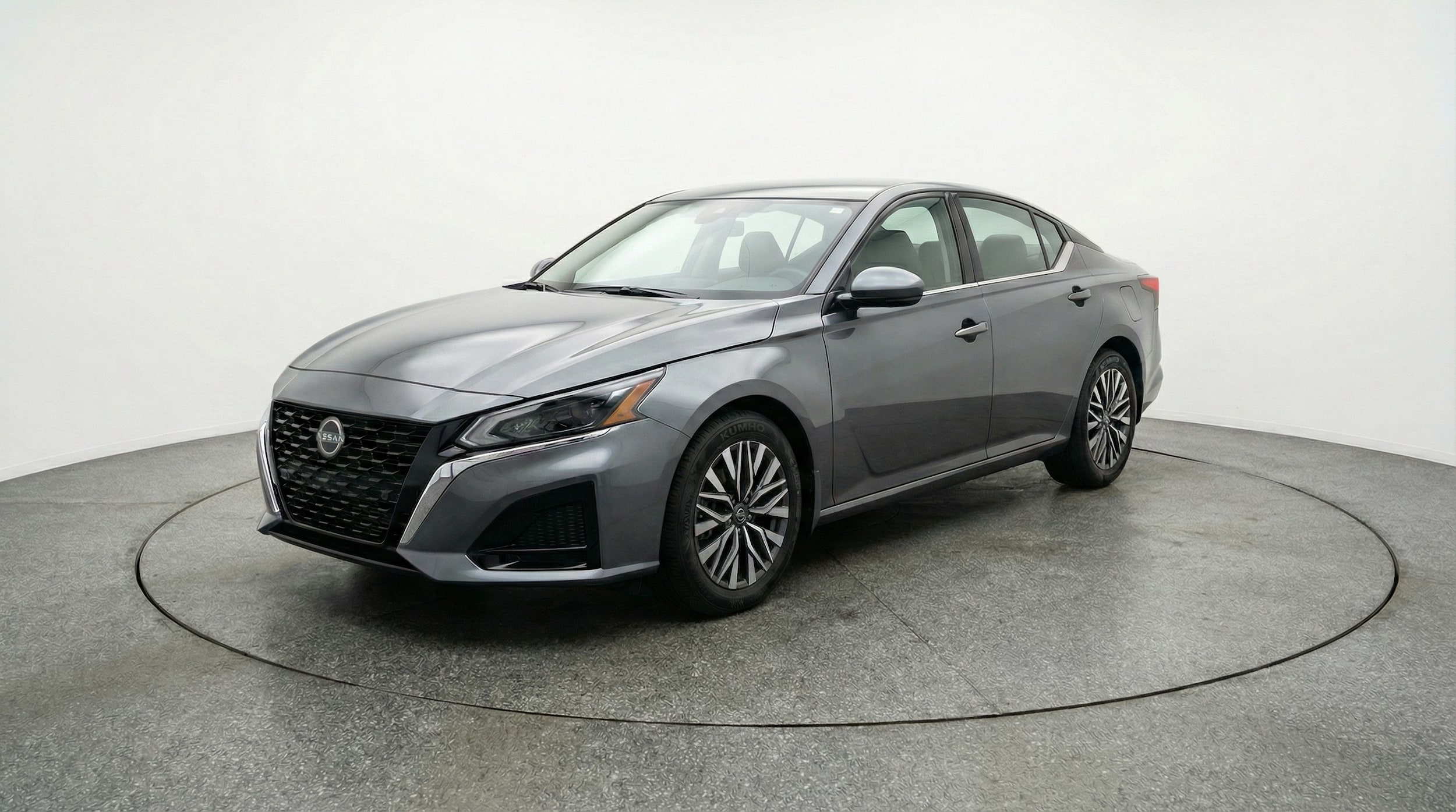 Thumbnail: 2025 Nissan Altima - 3