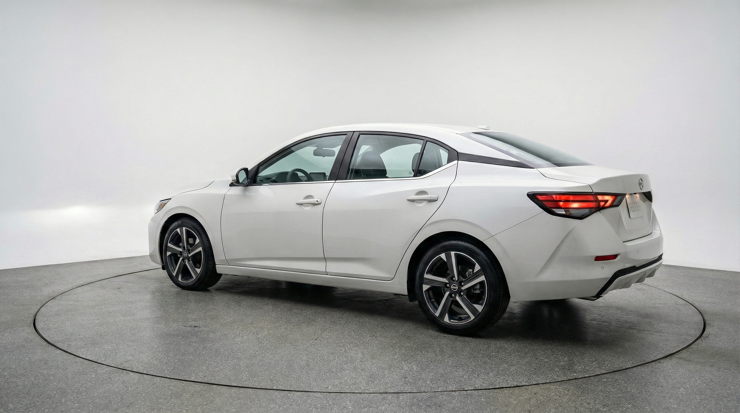 Thumbnail: 2025 Nissan Sentra - 5