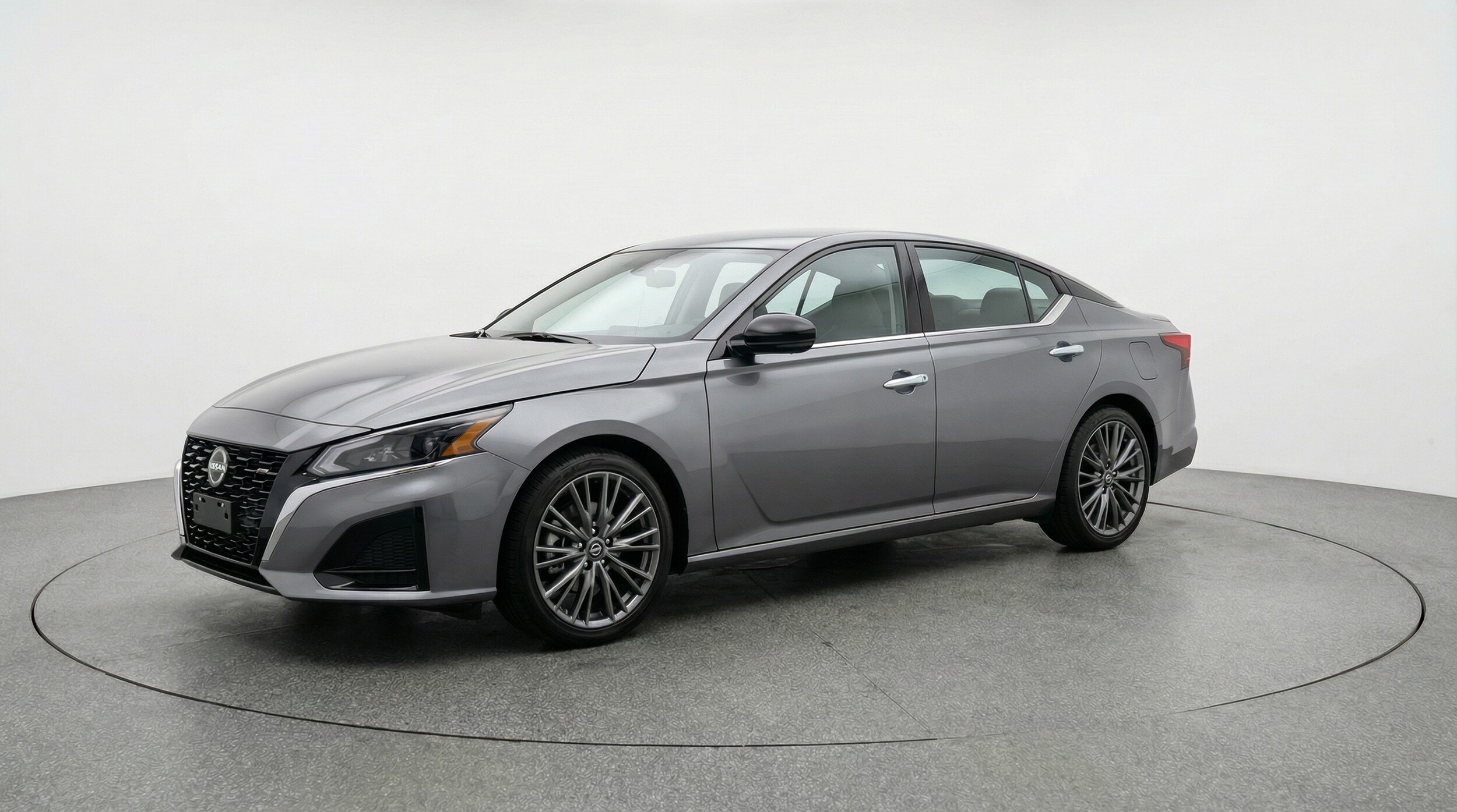 Thumbnail: 2025 Nissan Altima - 3