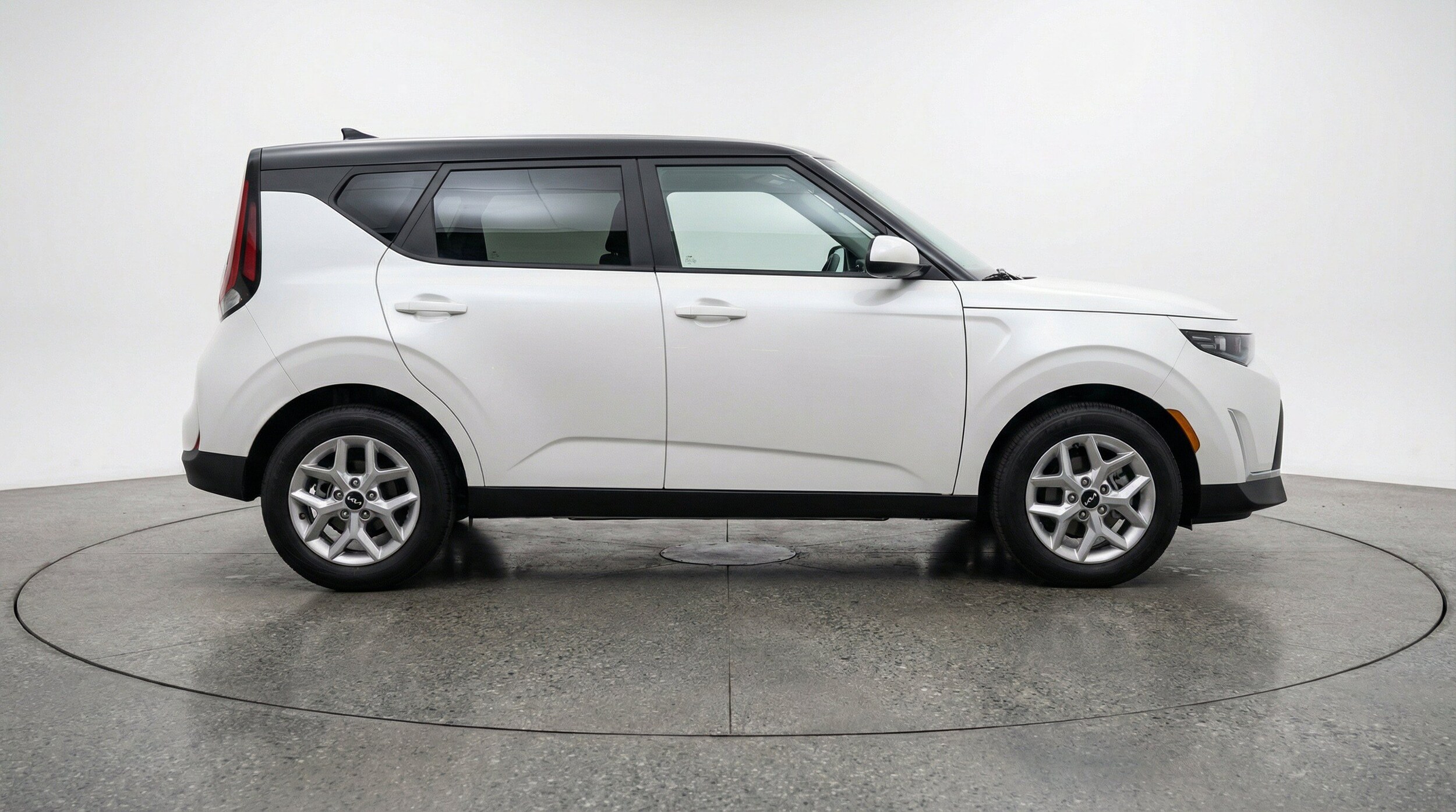 Thumbnail: 2025 Kia Soul - 11