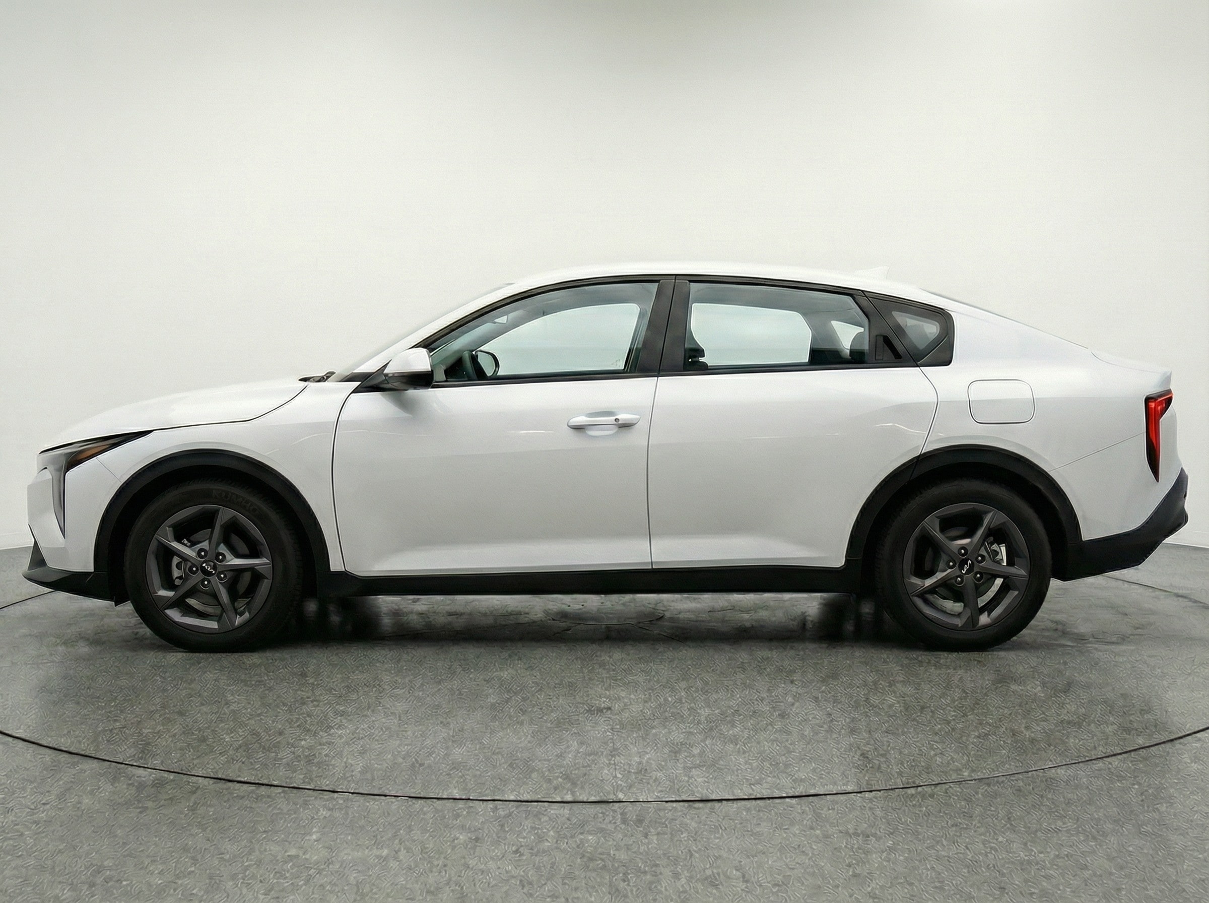 Thumbnail: 2025 Kia K4 - 4