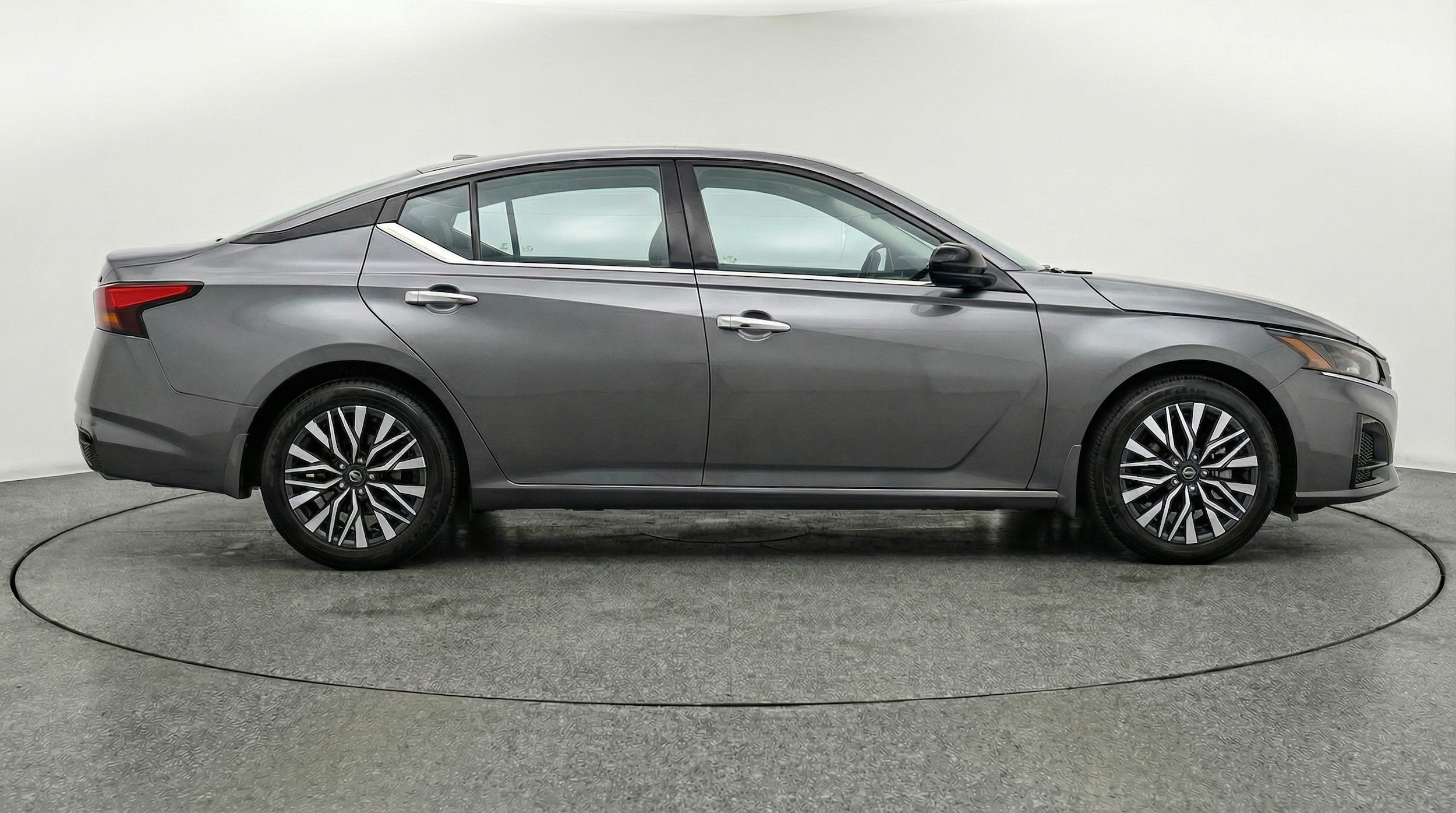 Thumbnail: 2025 Nissan Altima - 8