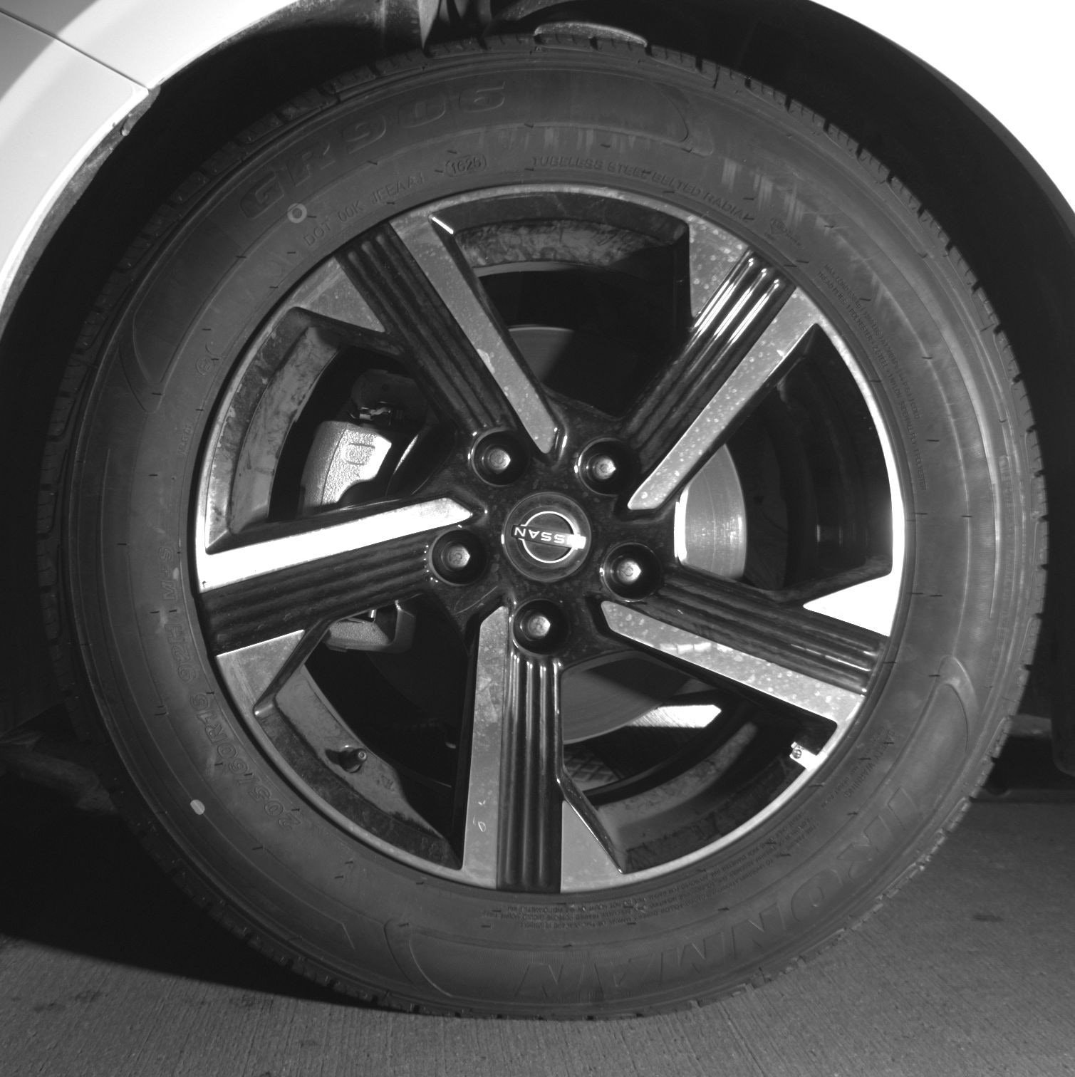 Thumbnail: 2025 Nissan Sentra - 9