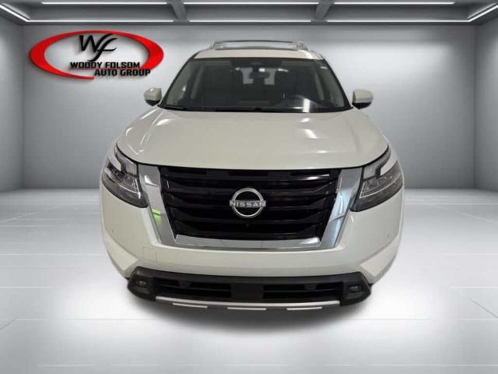 Used 2023 Nissan Pathfinder Platinum SUV