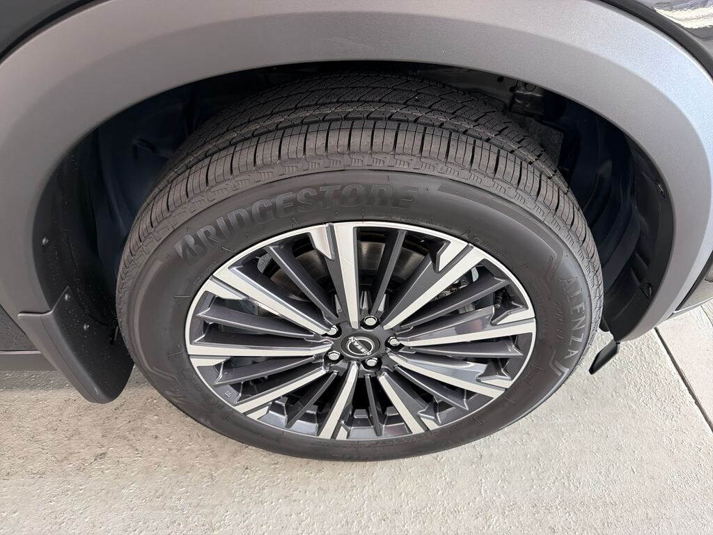 New 2026 Nissan Pathfinder Platinum SUV