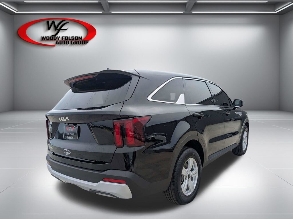 Used 2026 Kia Sorento LX SUV