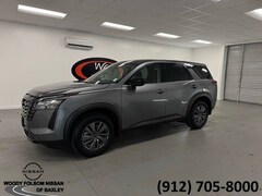 2026 Nissan Pathfinder S SUV