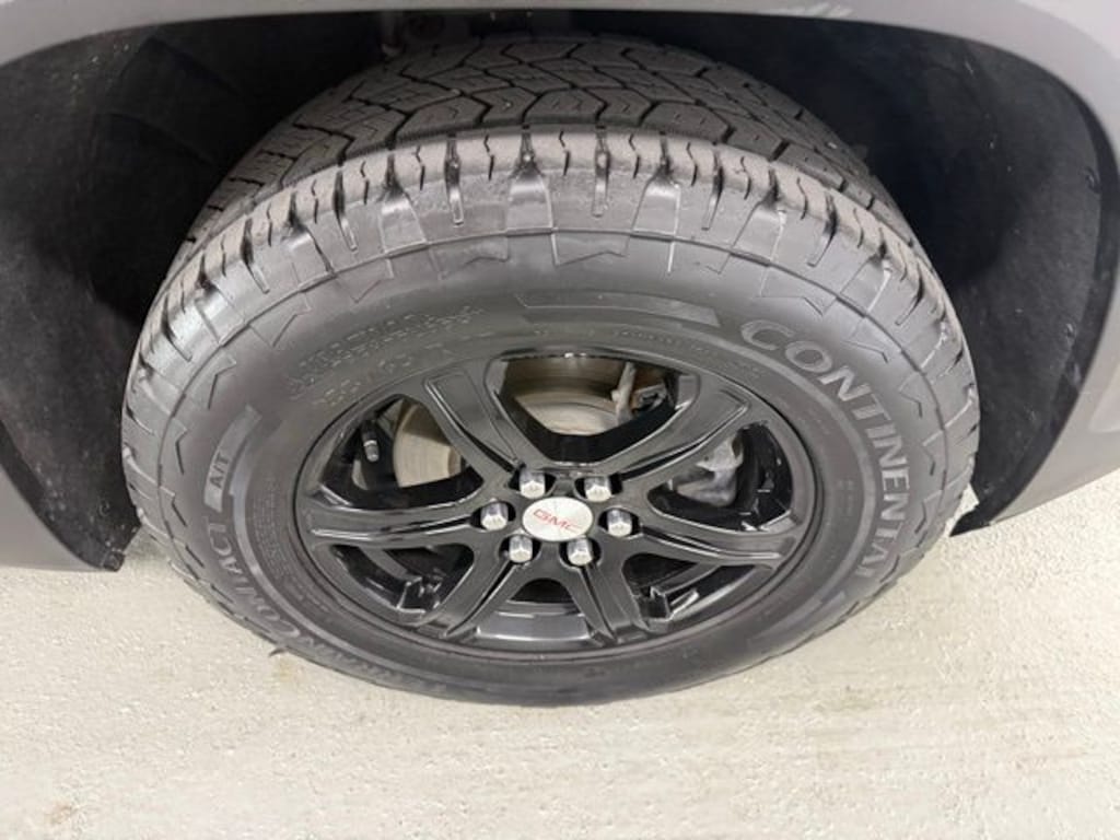 Used 2023 GMC Acadia AT4 SUV