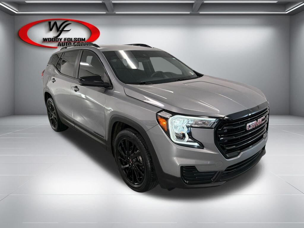 Used 2024 GMC Terrain SLE SUV