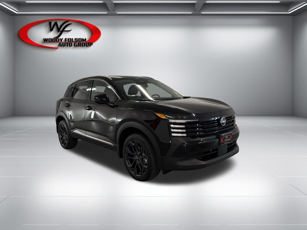 New 2026 Nissan Kicks SR SUV