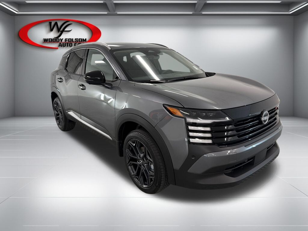 New 2026 Nissan Kicks SR SUV