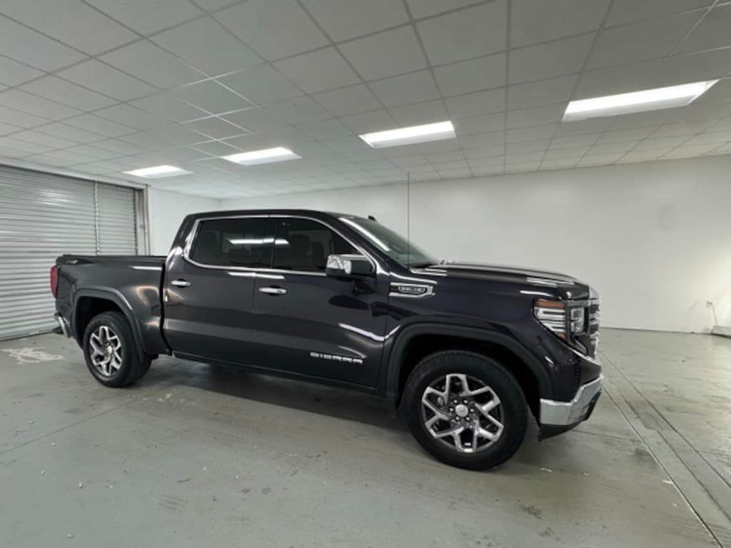 Used 2023 GMC Sierra 1500 SLT Truck