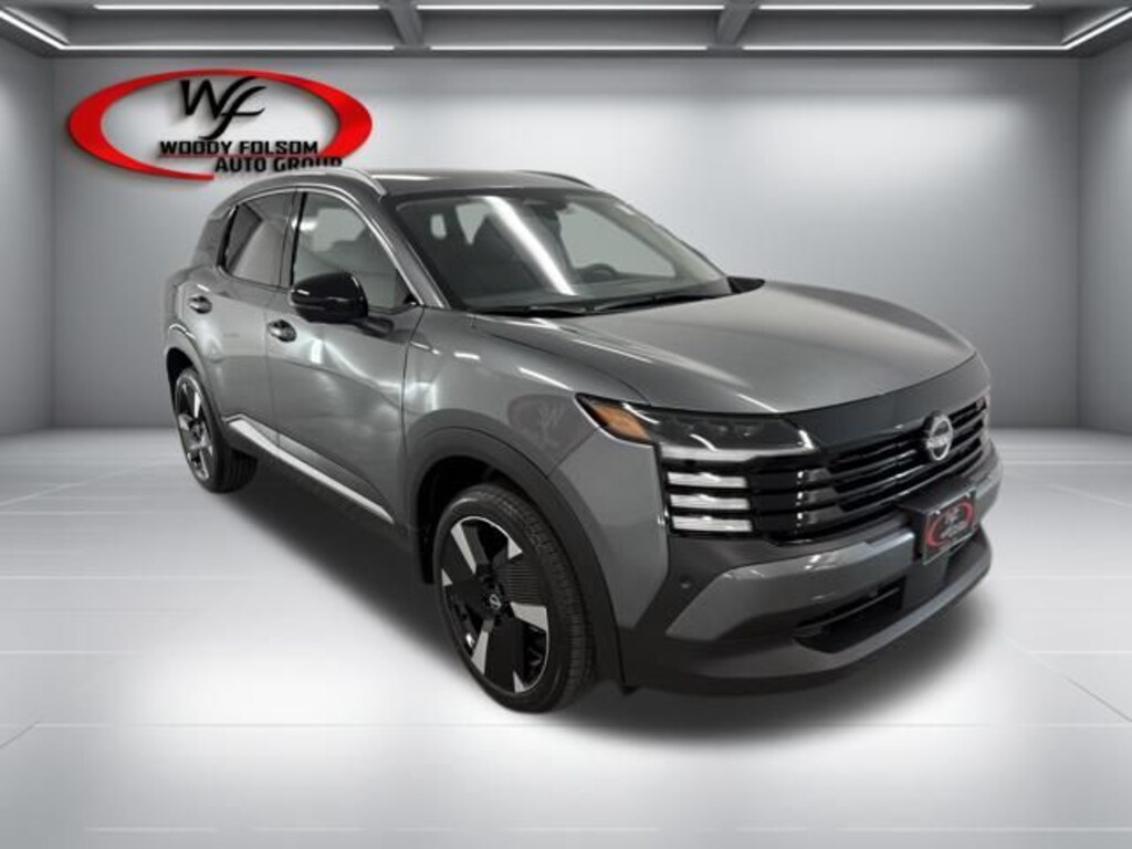 New 2026 Nissan Kicks SR SUV
