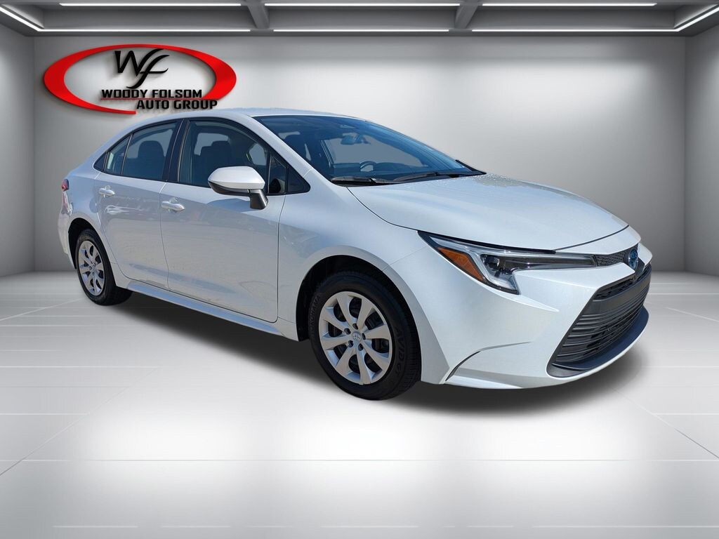 Used 2025 Toyota Corolla Hybrid LE Sedan