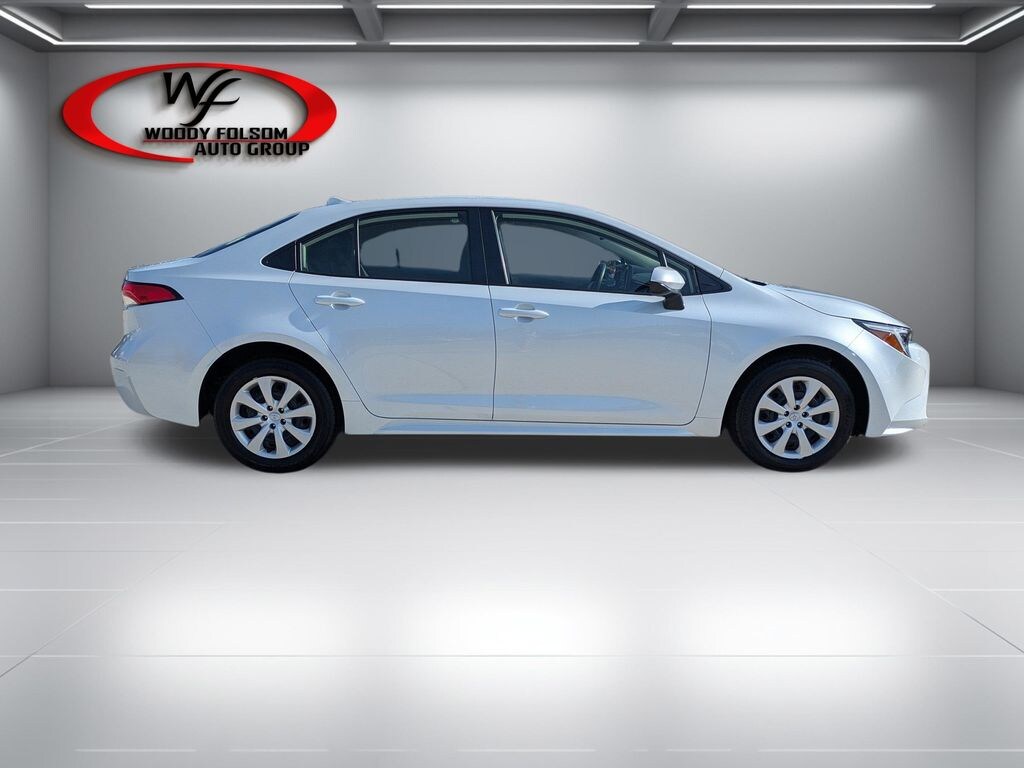 Used 2025 Toyota Corolla Hybrid LE Sedan