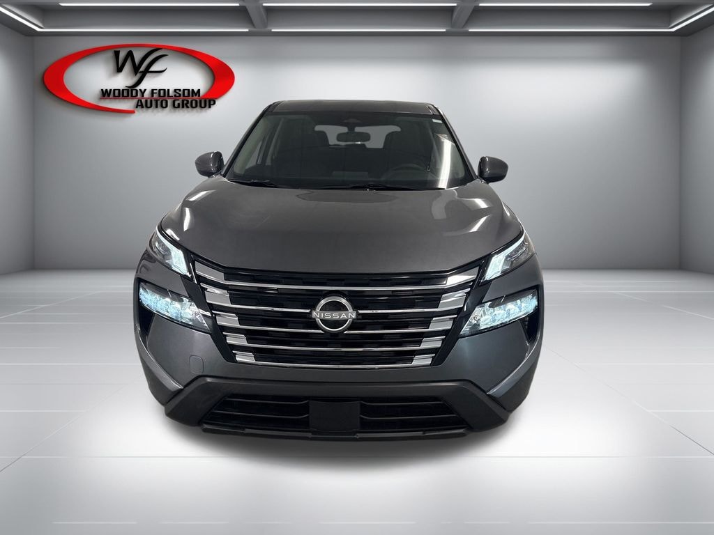 Used 2025 Nissan Rogue SV SUV