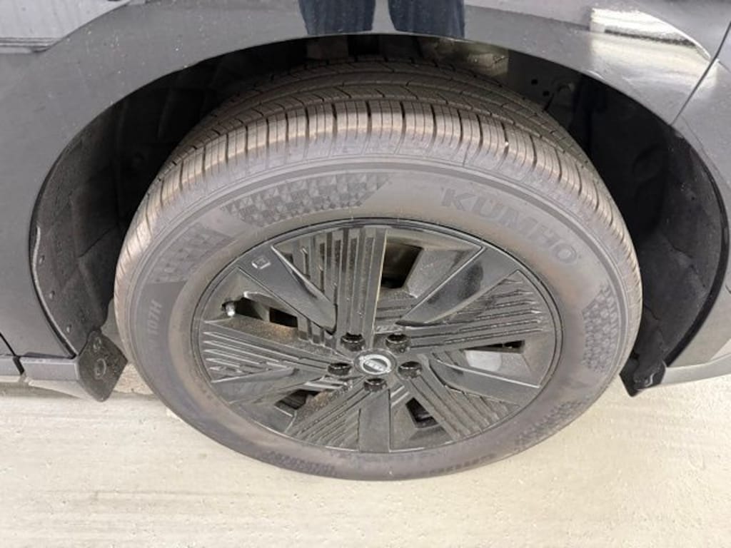 New 2025 Nissan Murano SV SUV