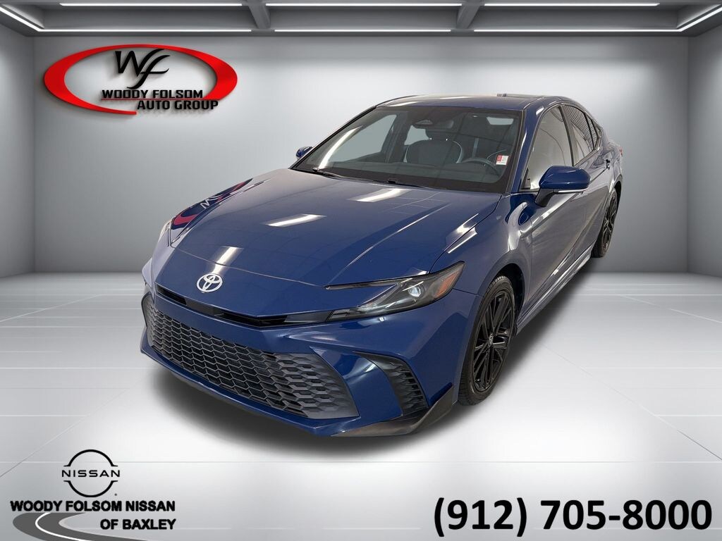 Used 2025 Toyota Camry SE Sedan