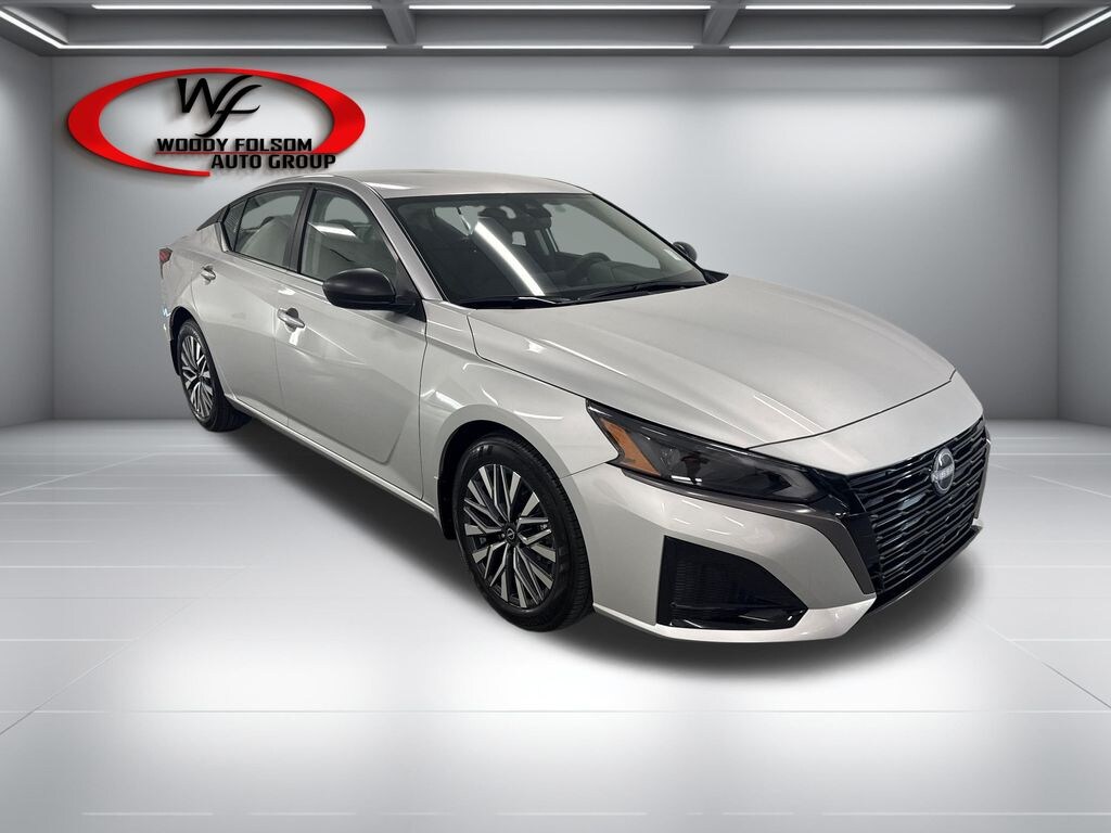 New 2026 Nissan Altima 2.5 SV Sedan