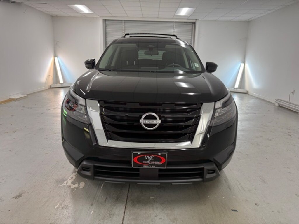 New 2025 Nissan Pathfinder SV SUV