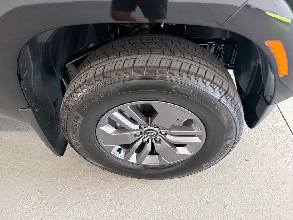 New 2026 Nissan Frontier SV Truck