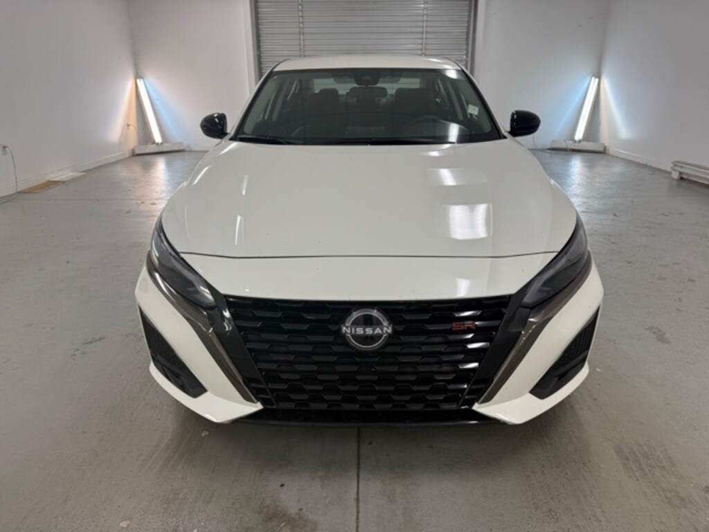 New 2025 Nissan Altima 2.5 SR Sedan