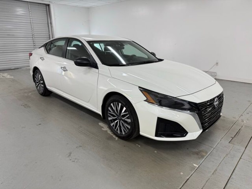 New 2025 Nissan Altima 2.5 SV Sedan