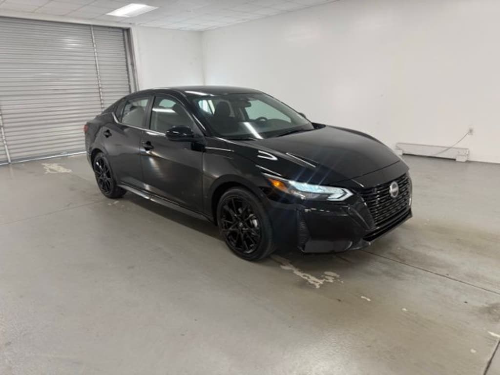 New 2025 Nissan Sentra SR Sedan